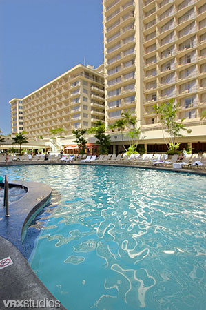 Outrigger Waikiki pool