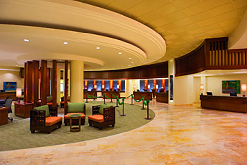 Sheraton Waikiki lobby