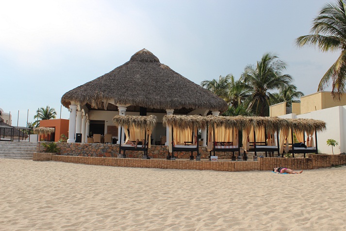 La Isla Huatulco Hotel entrée