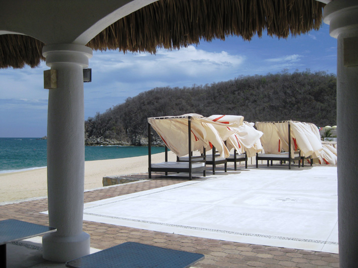 La Isla Huatulco Hotel entrée