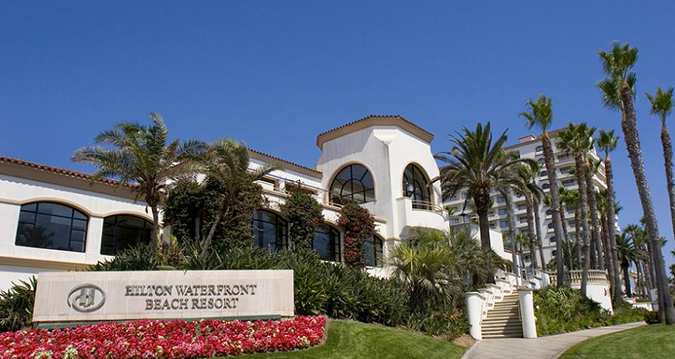 The Waterfront Beach Resort A Hilton Hotel exterior