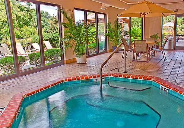 Barefoot Beach Resort piscine