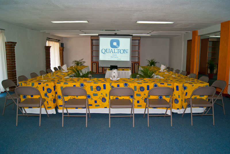 Qualton Club extérieur aérienne