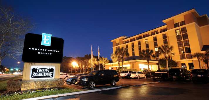 Embassy Suites Jacksonville exterior