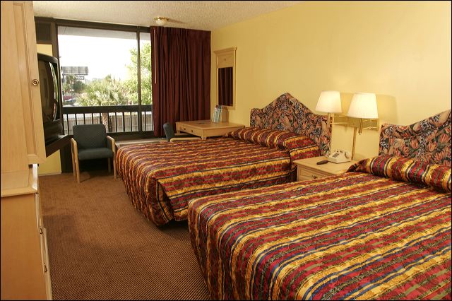 Comfort Inn Maingate room