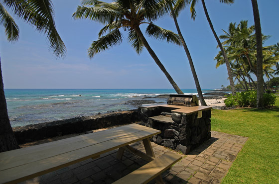 Castle Kona Bali Kai exterior