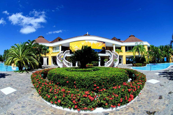 Palma Real Caribe Hotel And Villas exterior