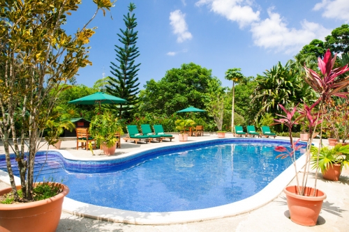 The Lodge At Pico Bonito extérieur le soir