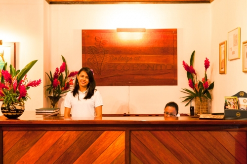 The Lodge At Pico Bonito extérieur le soir