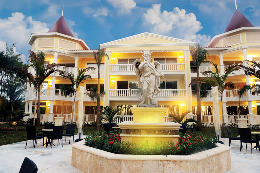 Luxury Bahia Principe Bouganville exterior