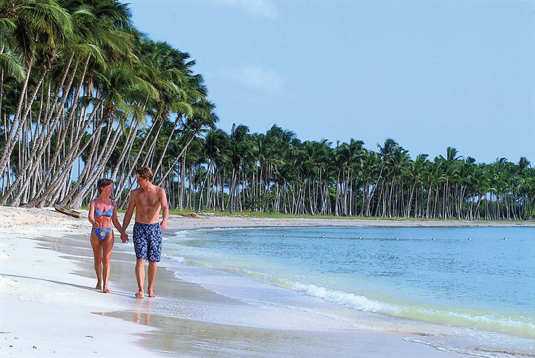 Luxury Bahia Principe Bouganville exterior