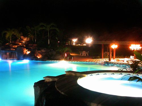 Casa Conde Beach Front Hotel piscine
