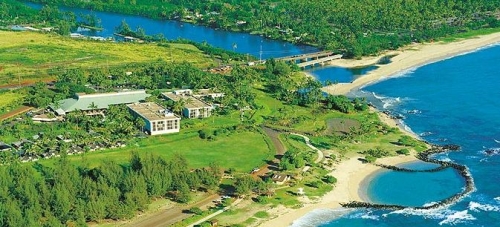 Aston Aloha Beach Resort exterior