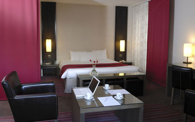 Best Western Du Pont Wilson entrance