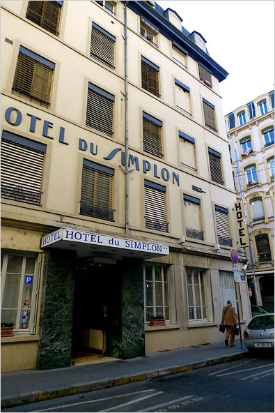 Hotel Du Simplon exterior