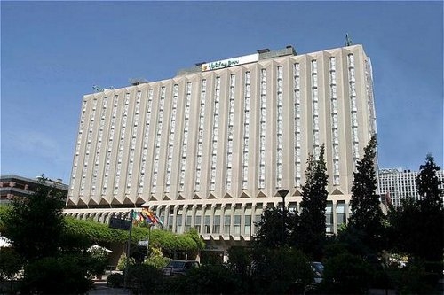 Holiday Inn Madrid exterior