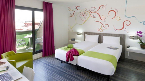 Ibis Styles Madrid Prado reception