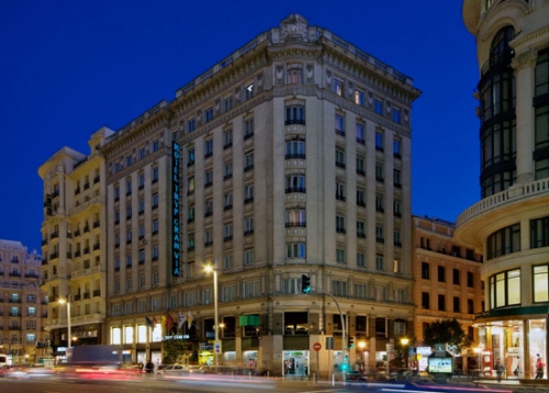 Tryp Gran Via exterior