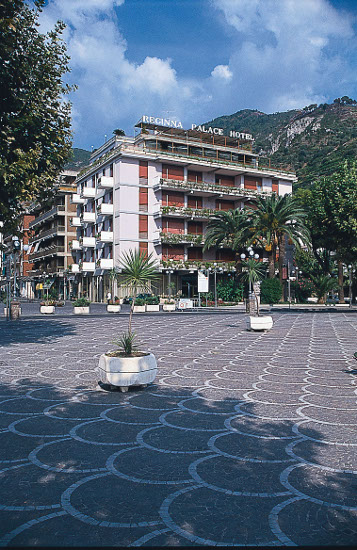 Reginna Palace Hotel exterior