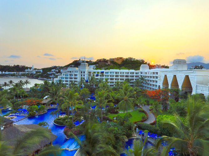 Barcelo Karmina Palace Deluxe exterior