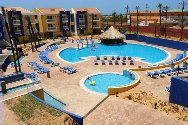Hesperia Playa El Agua pool bar