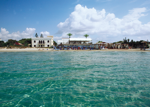 Delfino Beach Hotel exterior