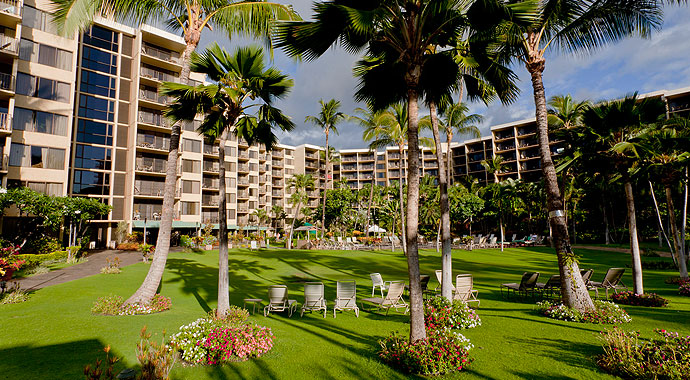 Aston Kaanapali Shore exterior