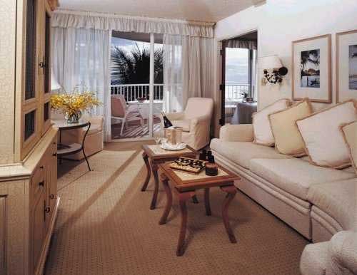 The Fairmont Kea Lani suite