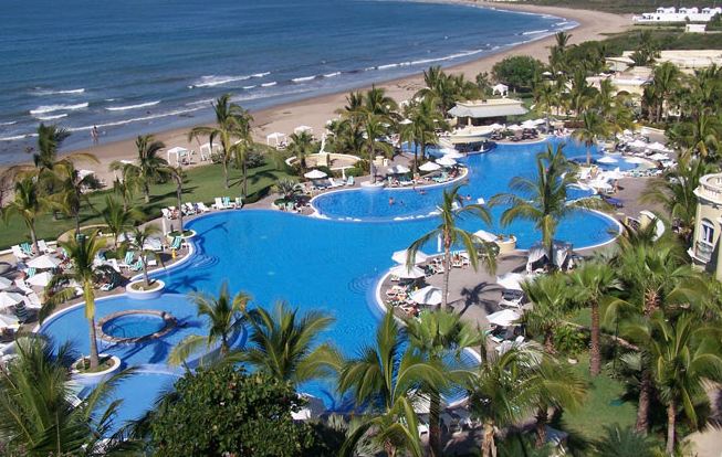 Pueblo Bonito Emerald Bay piscine