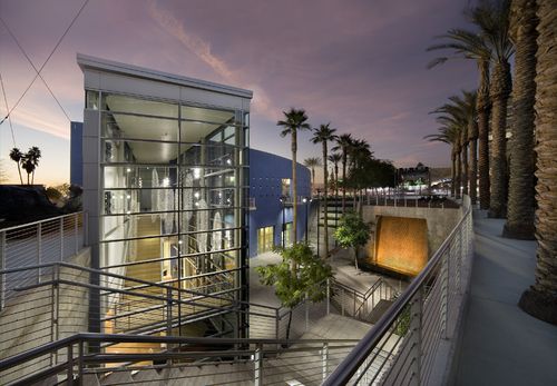 Holiday Inn Mesa exterior