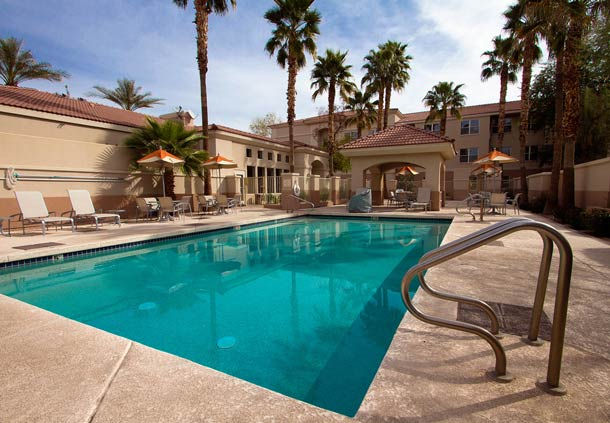 Residence Inn Phoenix Mesa entrance