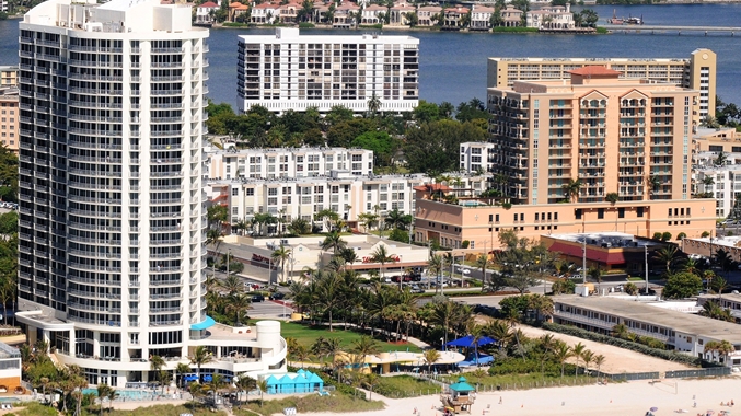 Doubletree Ocean Point Resort extérieur