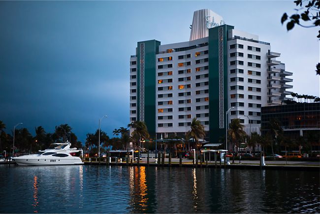 Eden Roc Miami exterior