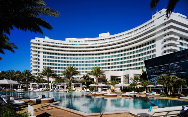 Fontainebleau Miami exterior