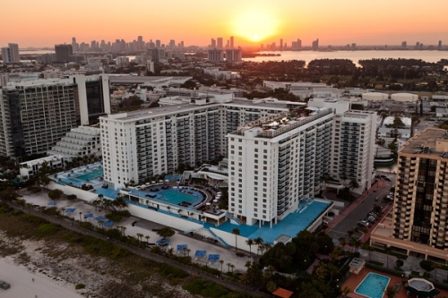 Gansevoort Miami Beach Hotel exterior