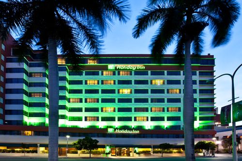 Holiday Inn Port Of Miami exterior