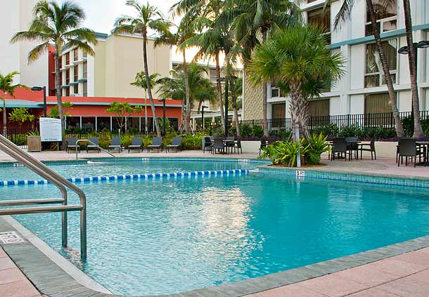 Miami Airport Courtyard South exterior