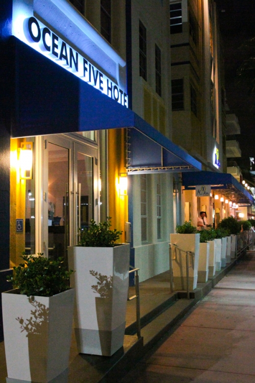 Ocean Five Hotel entrée