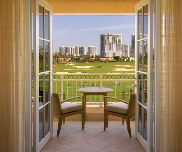 Turnberry Isle Resort And Club exterior