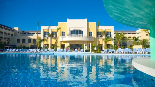 Iberostar Rose Hall exterior