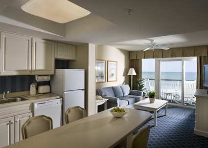 Hampton Inn And Suites Oceanfront exterior