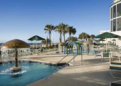 Hampton Inn And Suites Oceanfront exterior