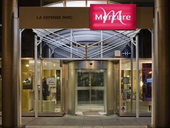 Mercure Paris La Defenses Parc exterior