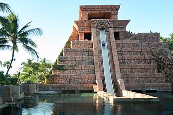 Atlantis Paradise Island exterior 2