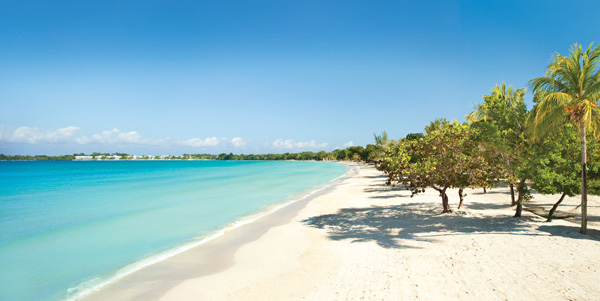 Couples Negril beach 