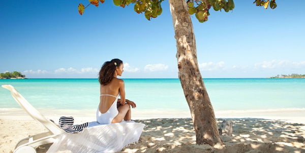 Couples Negril plage