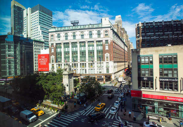 Courtyard Manhattan Herald Square exterior