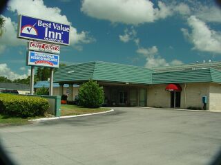 Budget Inn And Suites Orlando West pool