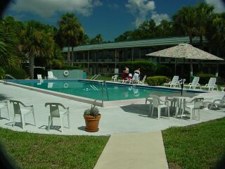 Budget Inn And Suites Orlando West pool