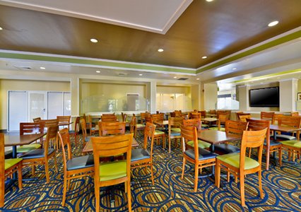 Comfort Inn And Suites Universal extérieur